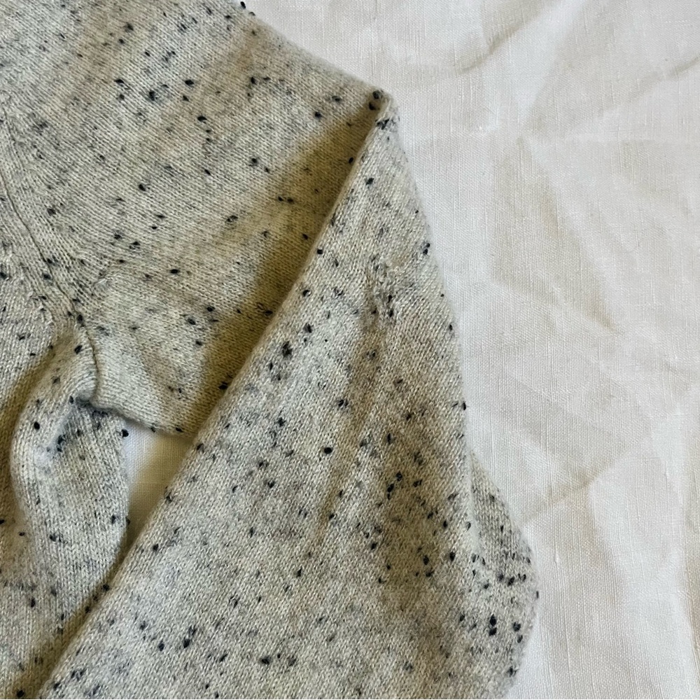 Everlane Longsleeve Cashmere Crew Sweater (XXS) - Picture 5 of 7